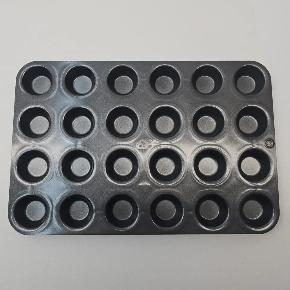 Pampered Chef Mini Muffin Cupcake Tart Pan 24 Hole #1606 Non Stick
